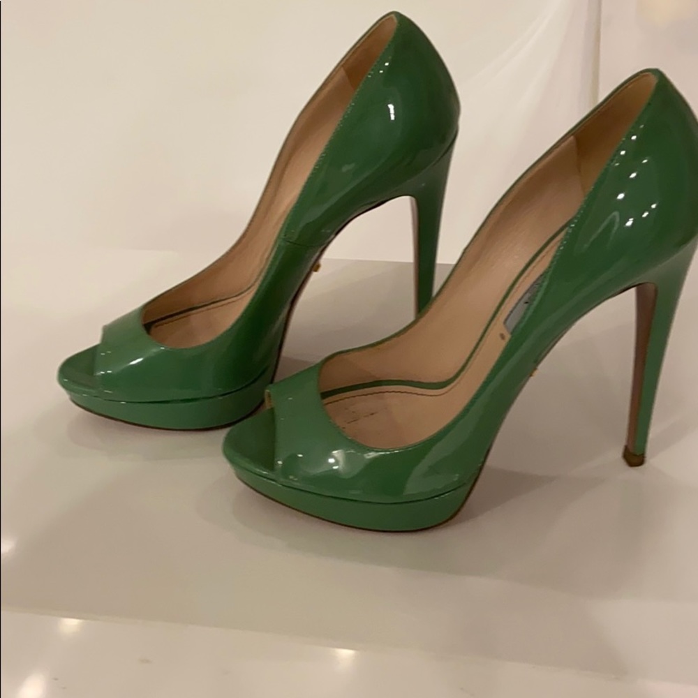 Prada green heels size 37.5